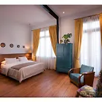 Augusta Hotel